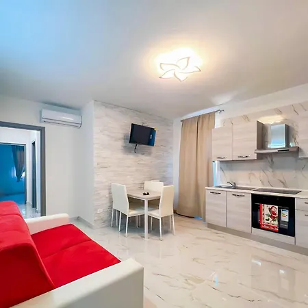 Modern Flat With Terrace For Large Families In Apartment